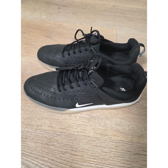 Nike Other - Nike SB Zoom Nyjah 3 Black White Men's Size 10.5 Skateboarding Shoes
